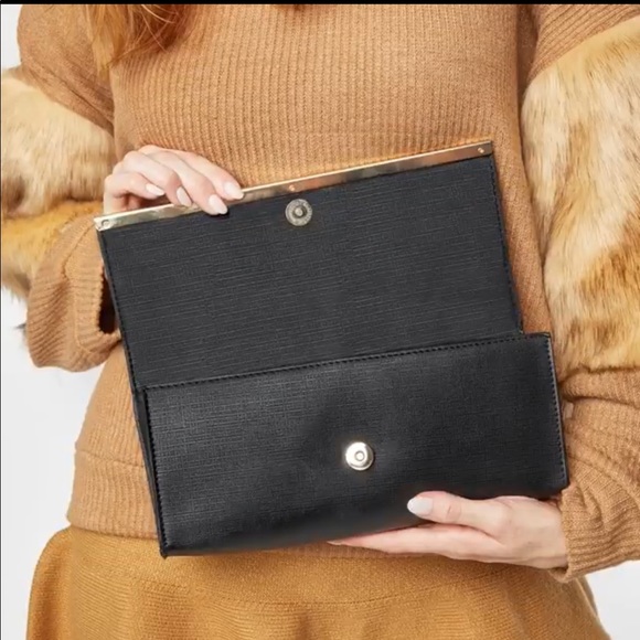 Brand NEW Summer & Rose Caroline Clutch - Picture 2 of 2